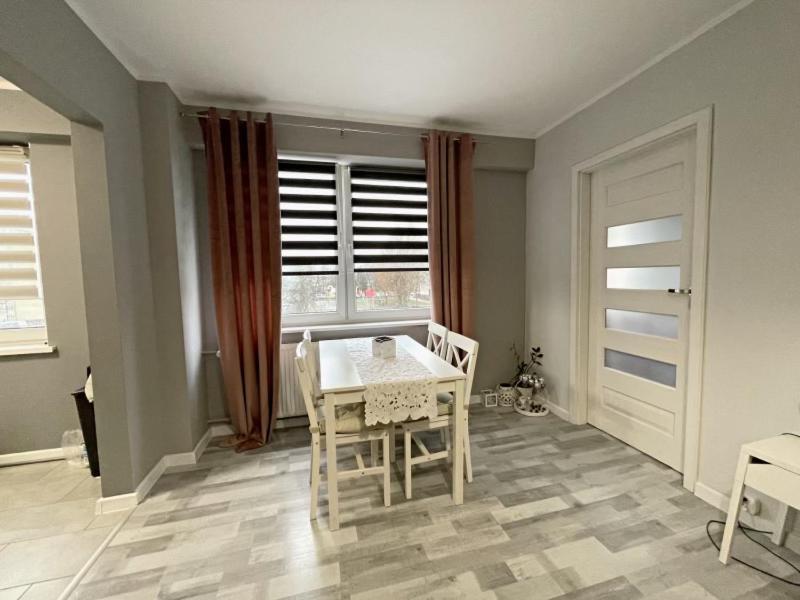 Apartment By Tuwima Steeet Konin  Extérieur photo