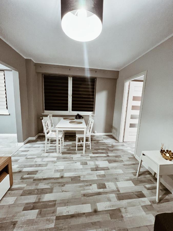 Apartment By Tuwima Steeet Konin  Extérieur photo
